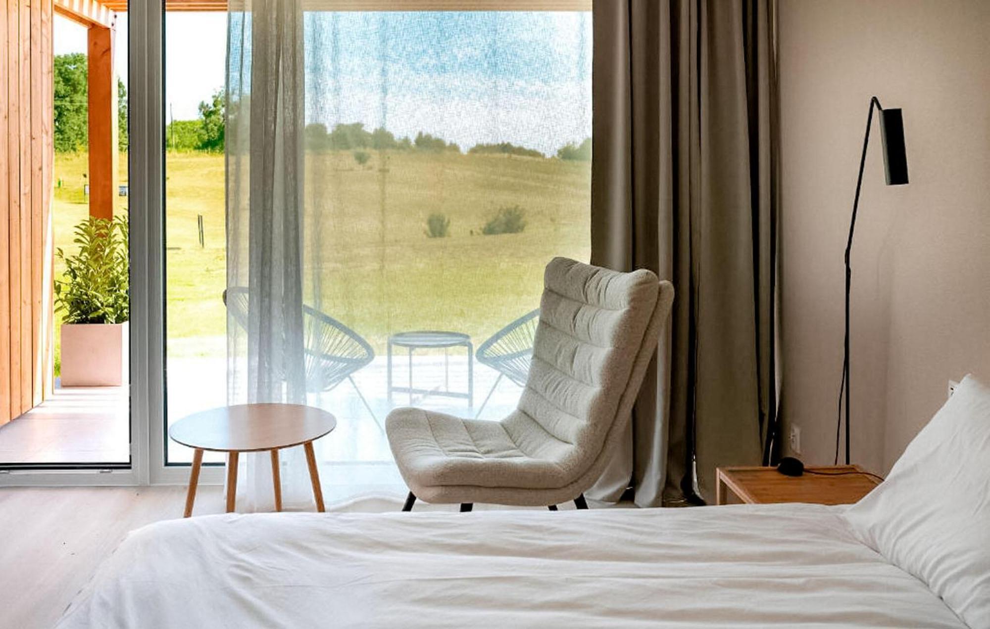 1 Bedroom Awesome Apartment In Binowo ภายนอก รูปภาพ